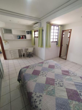 Ampla Casa Duplex com 4 suítes